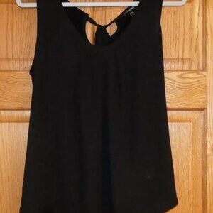 Sleeveless Top Size L